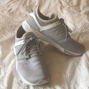 New Balance 247 Sz 9 grey shoes
